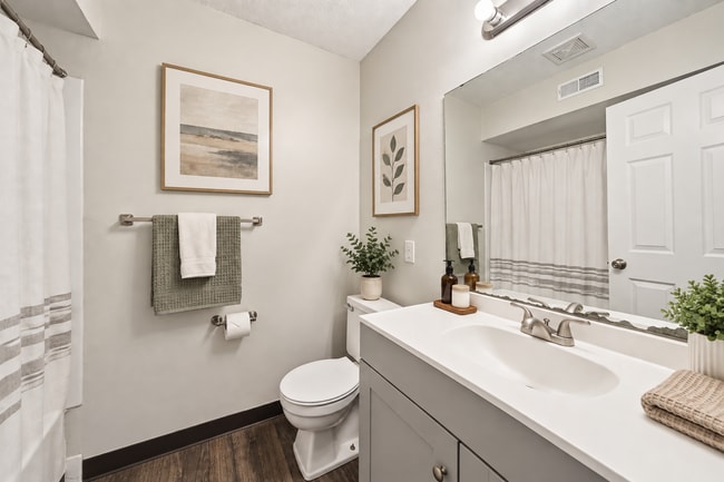 Fox Grove Apartments