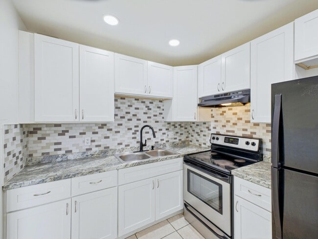 Photo - 6289 Lear Dr Unit 206