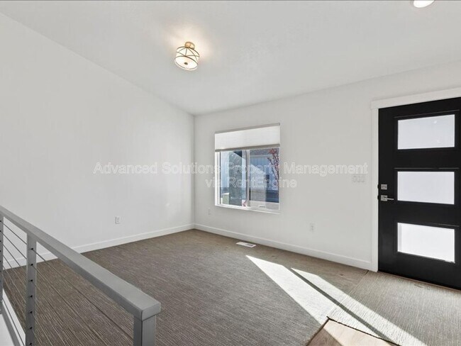 Photo - 7411 S Drake Pk Ct