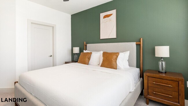 1110 Parker St Unit 1105-053