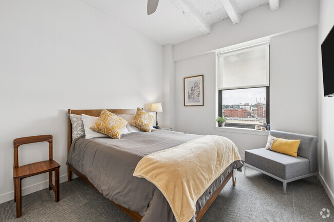 1BR, 1BA - 609SF - Bedroom - Pershing Lofts