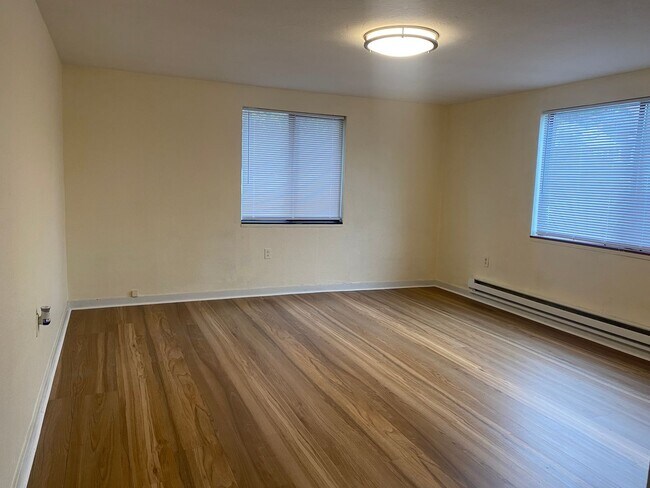 Photo - 523- 525  Markeson St Unit 525 Markeson St