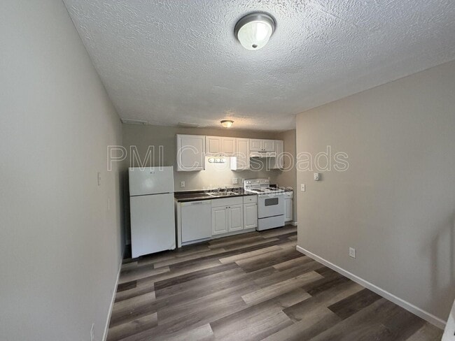 Photo - 2761 Wedge St
