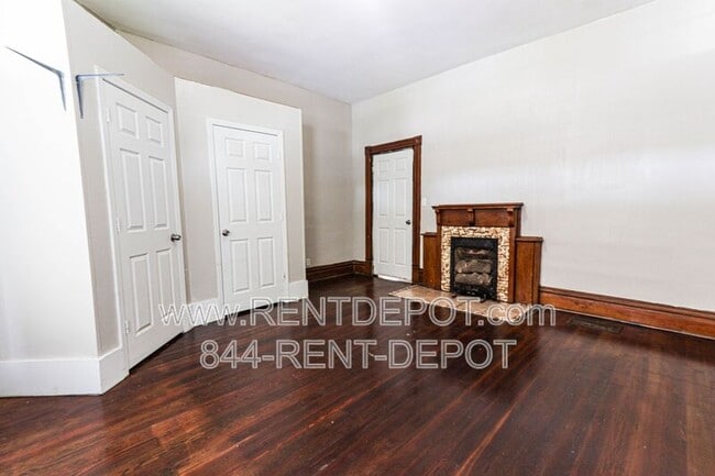Photo - 1102 Harriet St