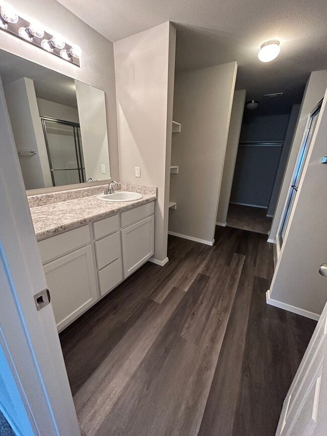 Photo - 8104 Melody Ln