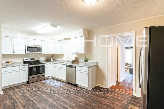 Photo - 304 Ash Dr