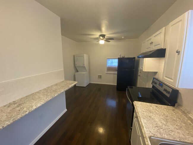 Photo - 266 S 2nd St