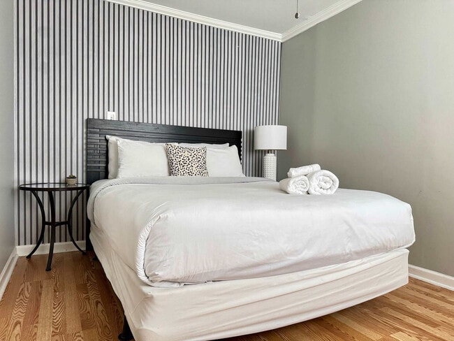 Photo - 215 Piedmont Ave NE Unit ID1299387P