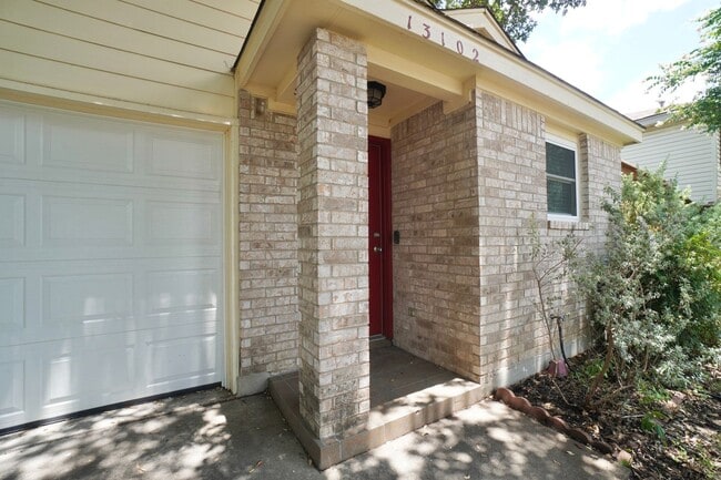 Photo - 13102 Staton Dr