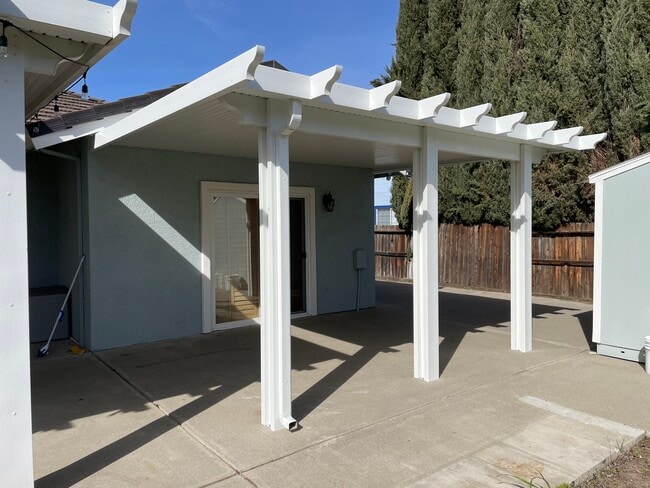 Photo - 767 Kingman Dr