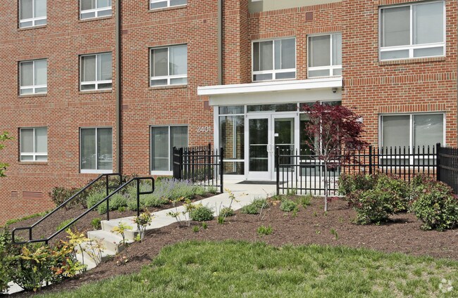 Photo - Visionary Square