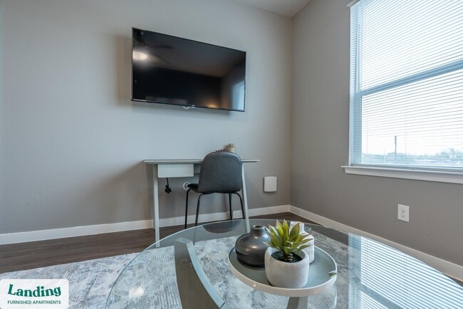 Photo - 1111 Austin Hwy Unidad 4302.293405