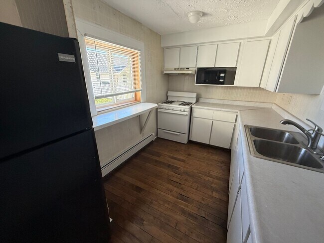 Photo - Four Bedroom, Two Plus Bathroom House in Morley with a View