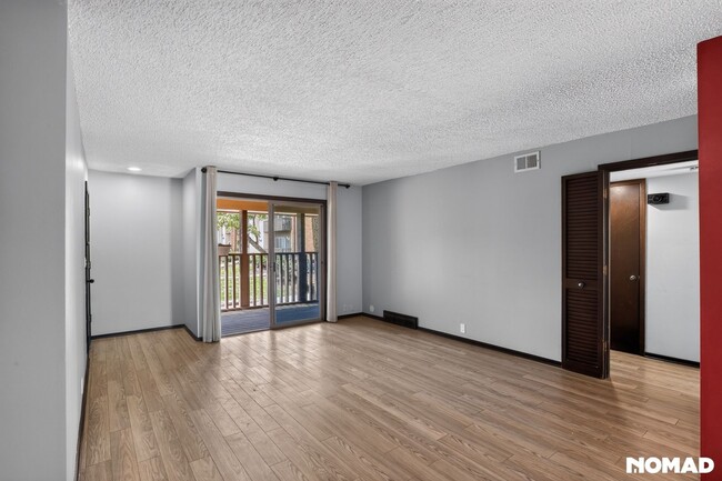 410 W 104th St