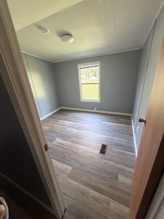 Photo - For Rent 2 Bedroom 1 Bath