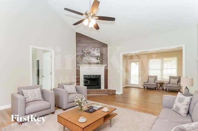 Photo - 290 Willow Shoals Dr