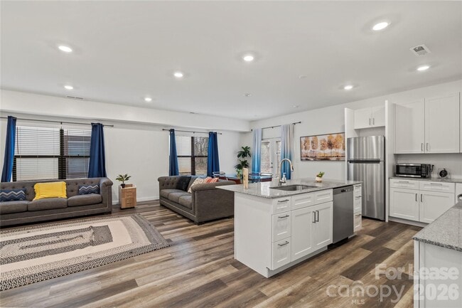 Photo - 2813 Ava Ave