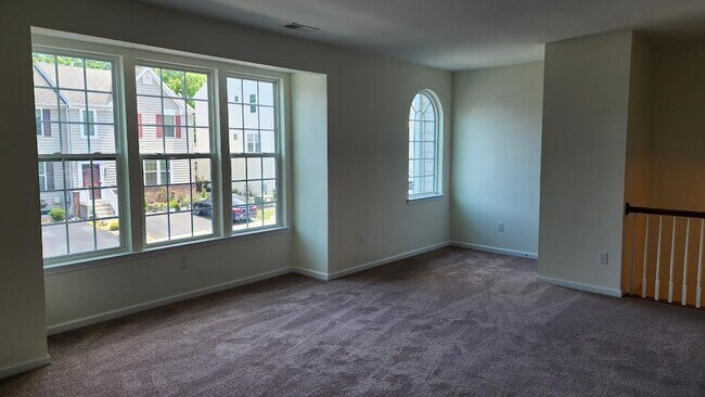 Sala de estar formal - 425 Scarecrow Ct