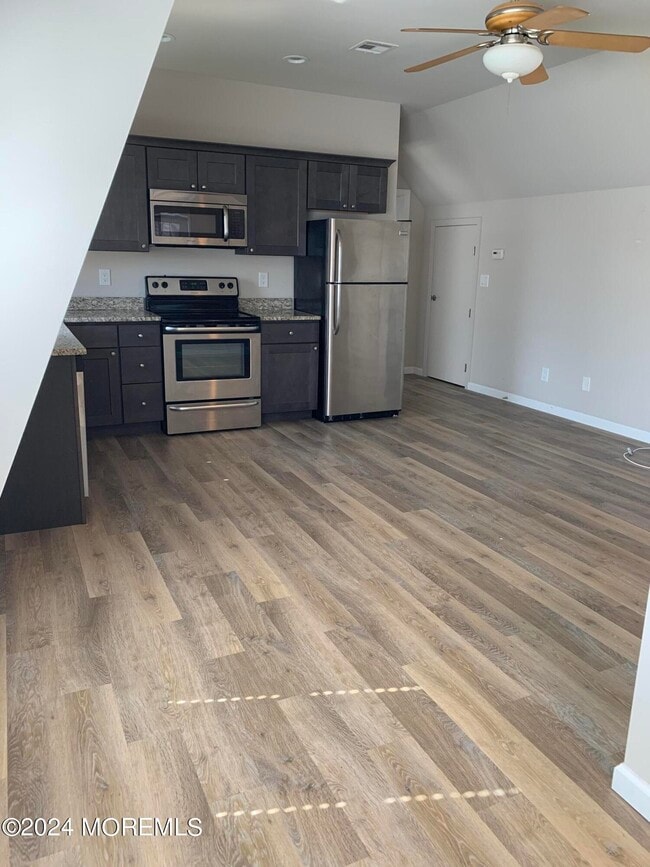 Photo - 207 Brinley Ave