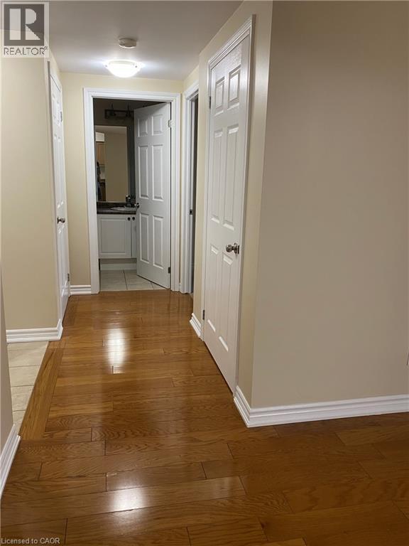 Photo - 47 Caroline St N Unité 606