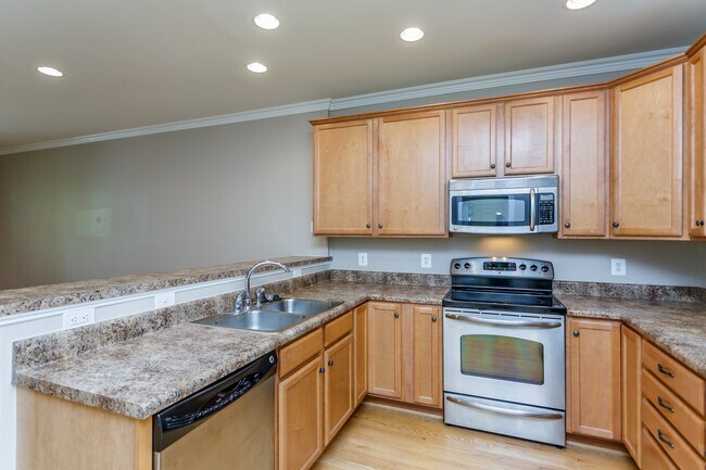 Photo - 154 Brookwood Dr