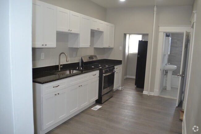Building Photo - 3807 Norfolk Ave Unit 1st Floor Rental