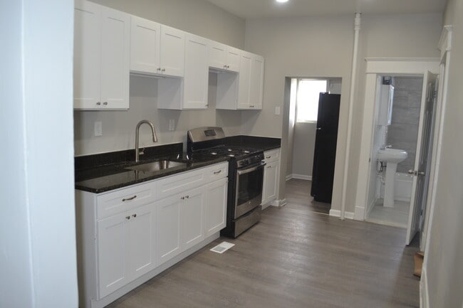 Photo - 3807 Norfolk Ave Apartamentos Unidad 1st Floor