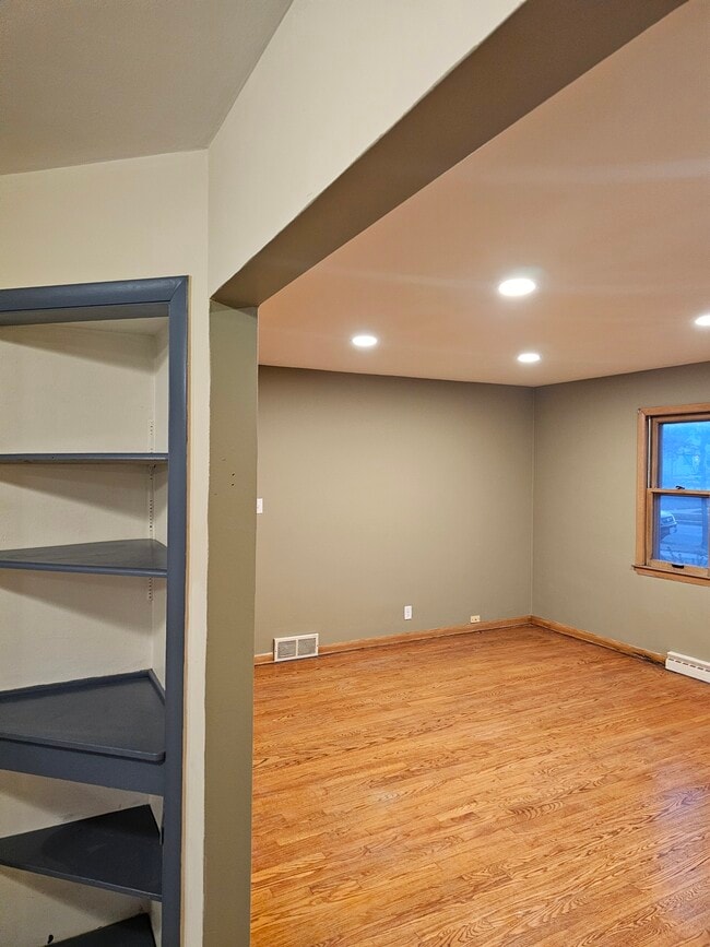 Photo - 5852 N 32nd St