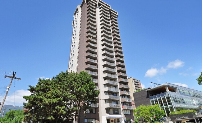 Building Photo - Marlborough Tower