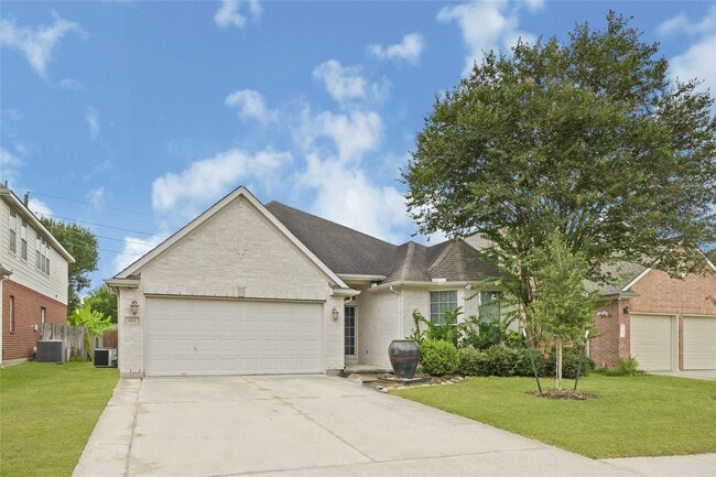 Building Photo - 511 Nadia Way