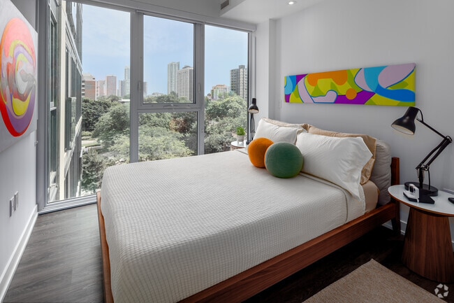 2 BR, 2 BA - 799 SF - The Ivy