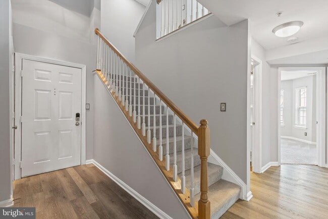Building Photo - 15605 Everglade Ln Unit A303