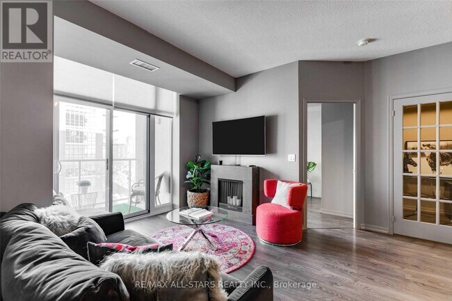 Photo - 75 E Liberty St Unit 1901