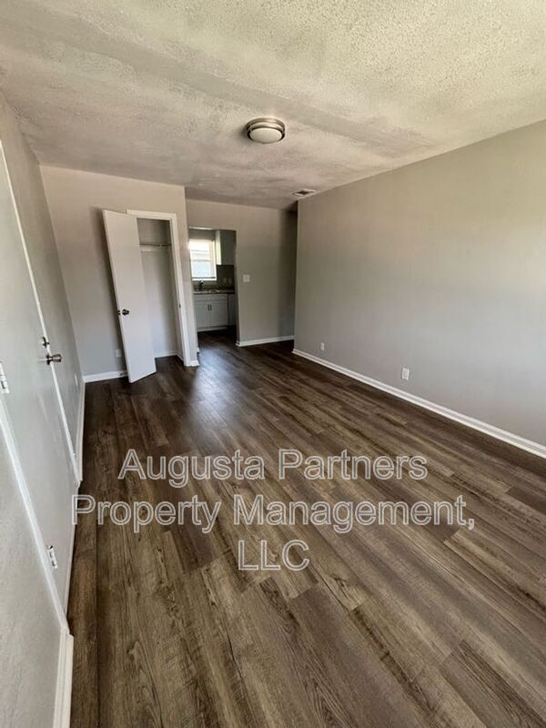 Photo - 110 3rd St Unit A