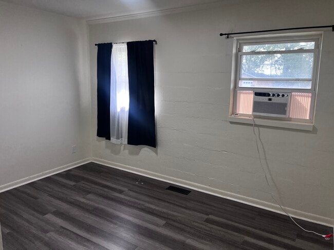 Photo - 2209 -2215 Highland Street