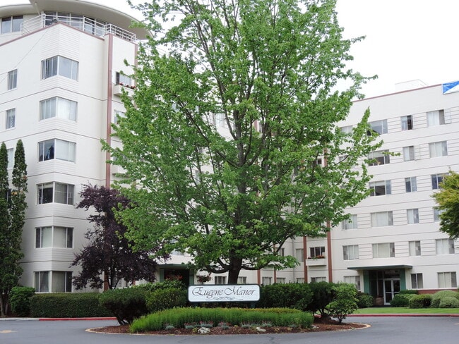 Photo - Eugene Manor Apartments