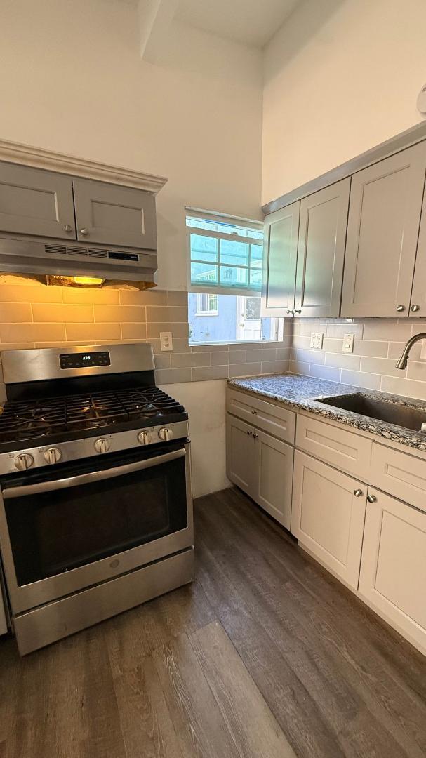 Photo - 1030 E Concourse St