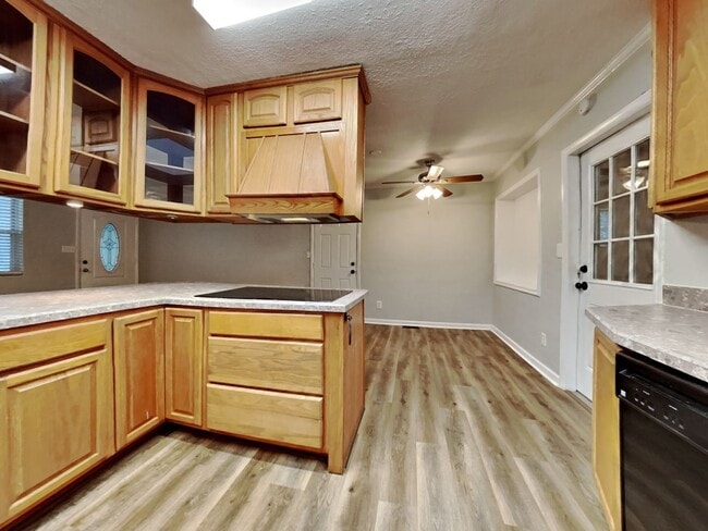 Photo - Charming 3BR Home in Jacksonville, FL | Sunroom | Garage | Large Fenced Yard | Pets Welcome