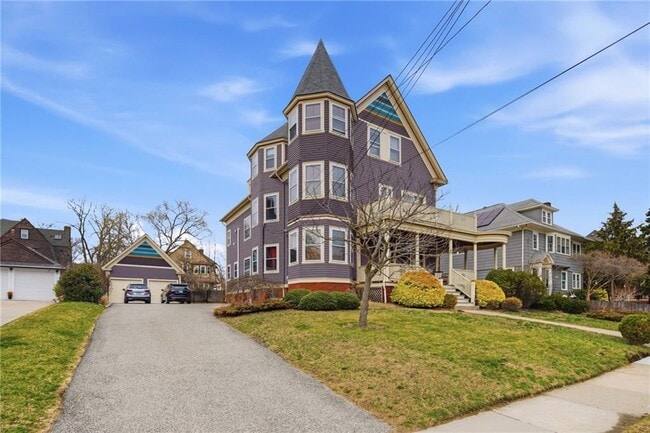 Photo - 135 Columbia Ave