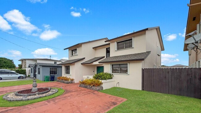 Photo - 8877 SW 36th St