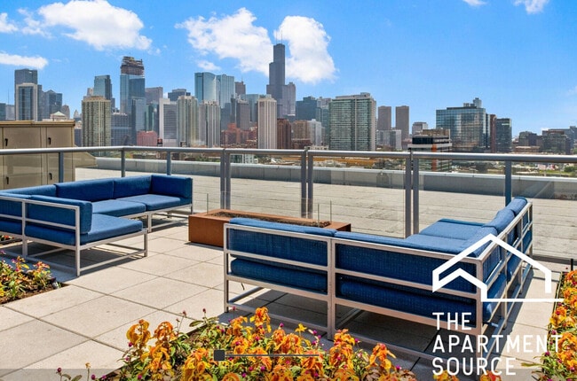 Photo - 910 W Huron St Unit CONVERTIBLE