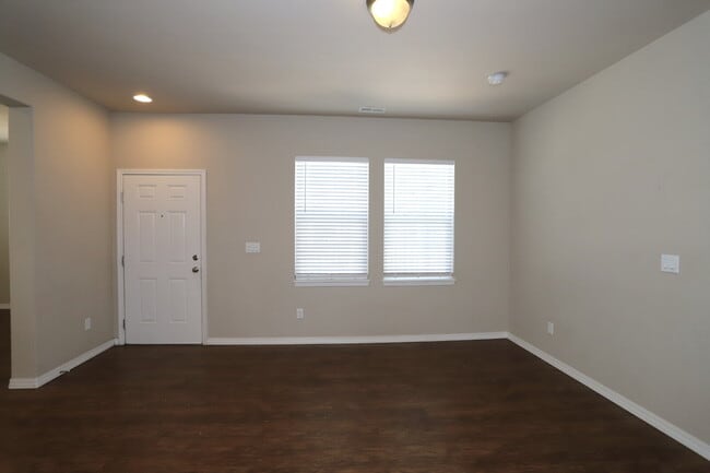 Photo - Beautiful 3-Bedroom Townhouse for Rent in Wolf Ranch