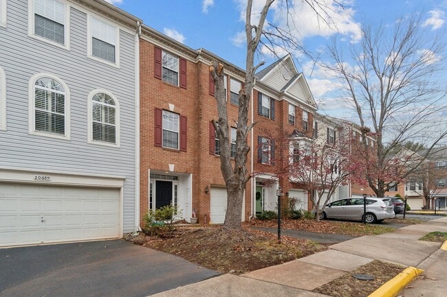 Photo - Wonderful Townhome