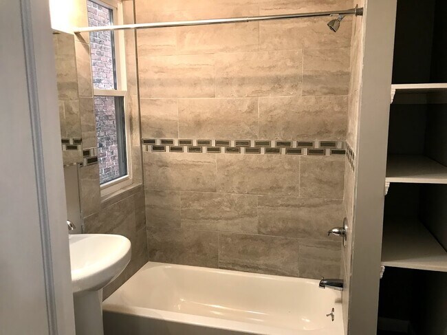 Photo - 416 S 17th St Unidad 2