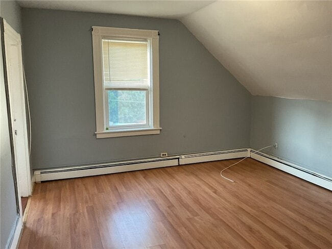 40 Laban St