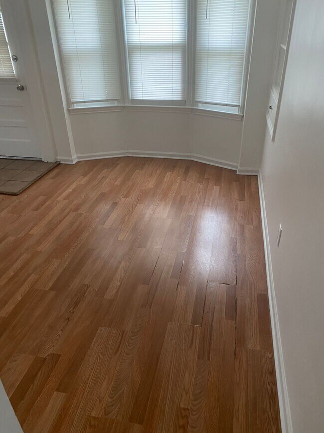 Photo - 3 bedroom, 1 bath bungalow with basement and 1 car garage