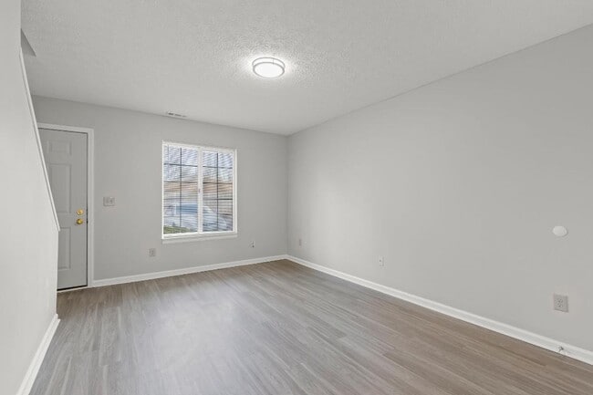 Photo - 2447 Brady Commons Dr