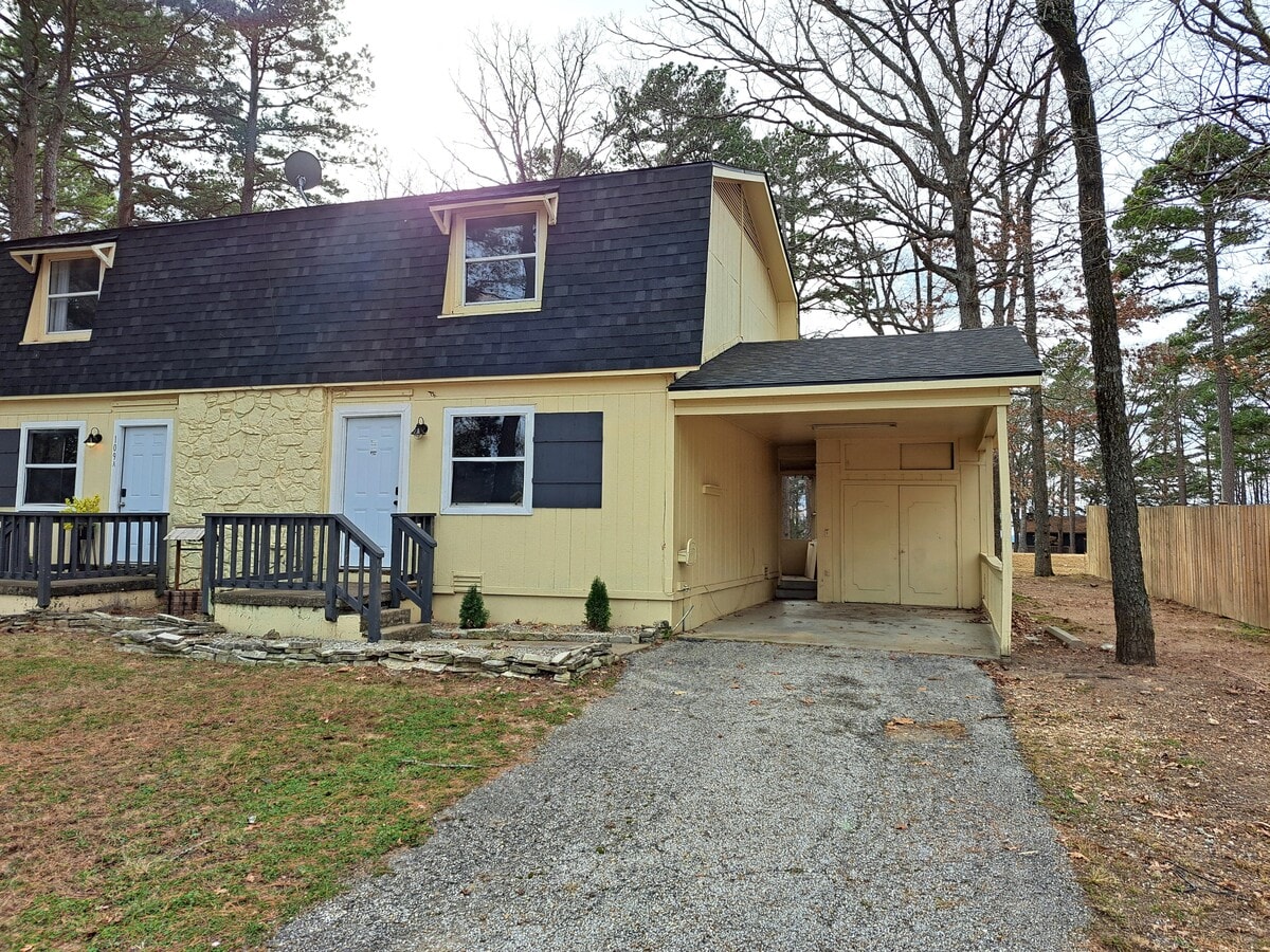 Photo - 109 Holiday Island Dr