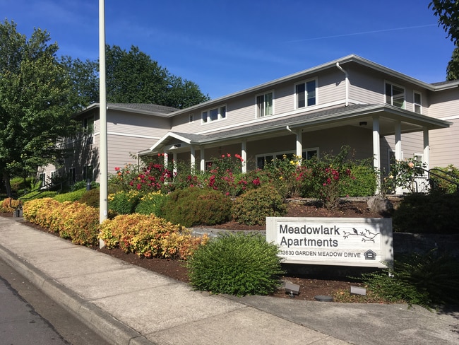 Meadowlark Apartments
