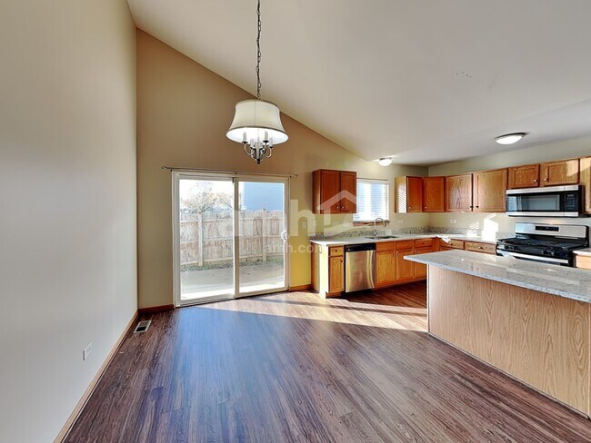2016 Gray Hawk Ct